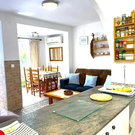 Apartment Beautiful Air Conditioned - Alkabir *